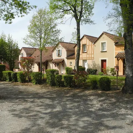 La Maison Du Lac Dans Une De Vacances מונפלאנקן